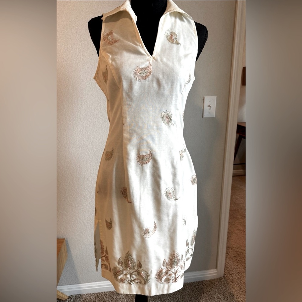 ❣️3 for $35🛍️ Beautiful embroidered Tocca dress